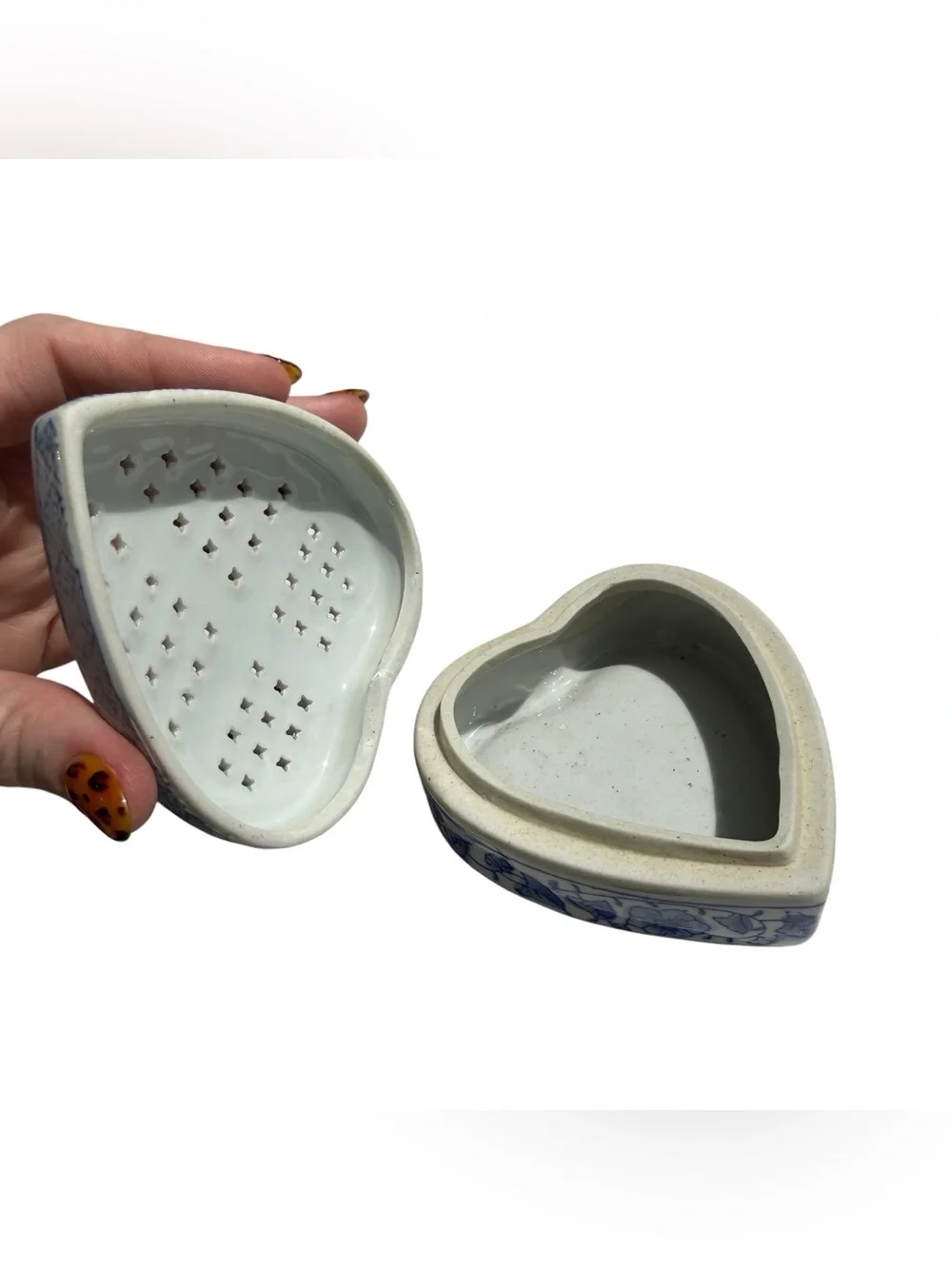 Blue White Heart Potpourri Box Ceramic Chinoiserie Cottagecore Decor Trinket Box